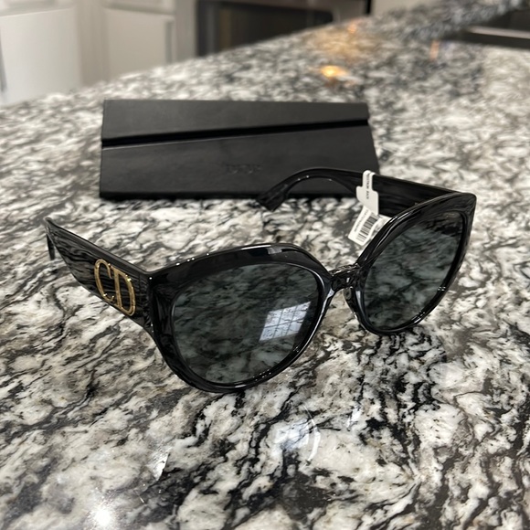 Christian Dior Sunglasses - Picture 1 of 5